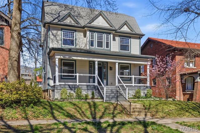 7065 Waterman Avenue, University City, MO 63130