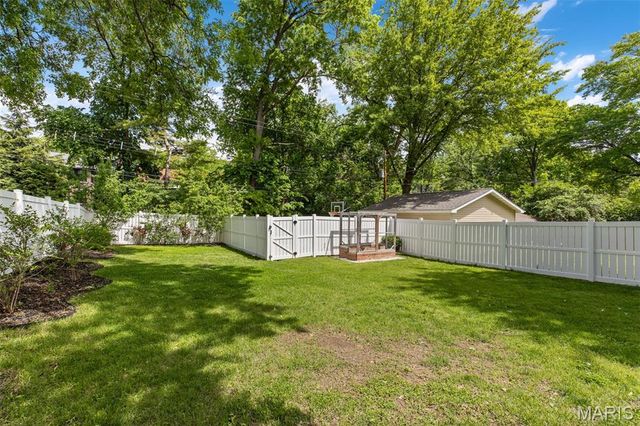 7065 Waterman Avenue, University City, MO 63130