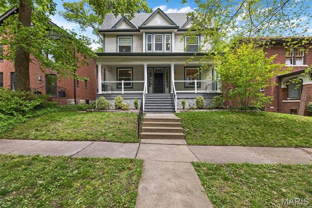 7065 Waterman Avenue, University City, MO 63130