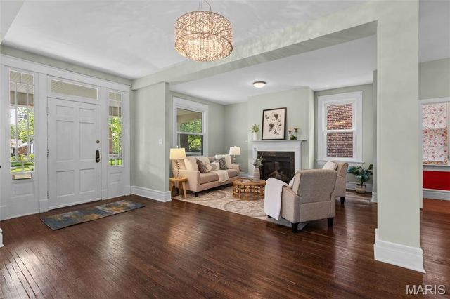 7065 Waterman Avenue, University City, MO 63130