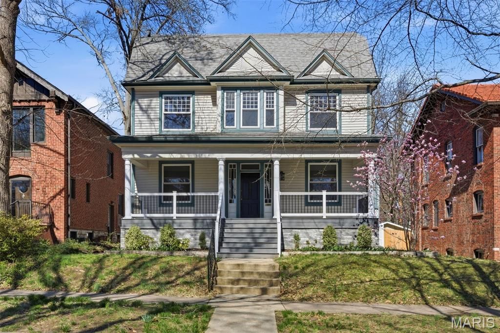 7065 Waterman Avenue, University City, MO 63130