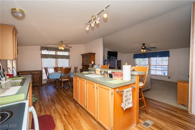 3860 Sagebrush Avenue, Pahrump, NV 89048