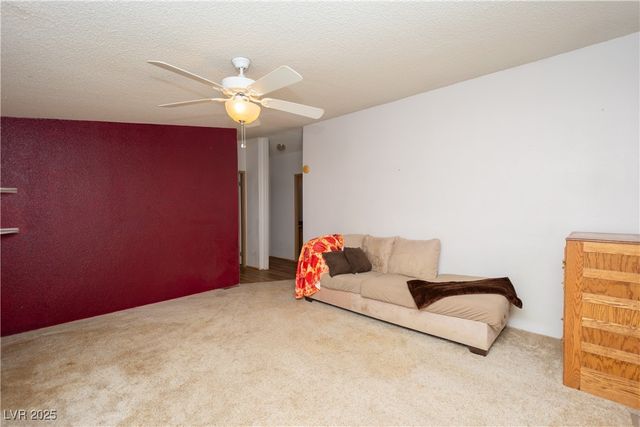 3860 Sagebrush Avenue, Pahrump, NV 89048