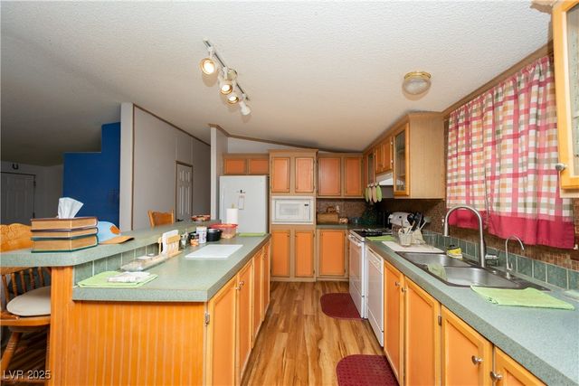 3860 Sagebrush Avenue, Pahrump, NV 89048