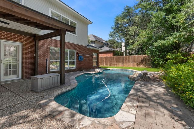 2515 Ashton Village Dr, San Antonio, TX 78248