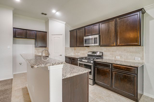 357 Coral Vine Lane, Burleson, TX 76028