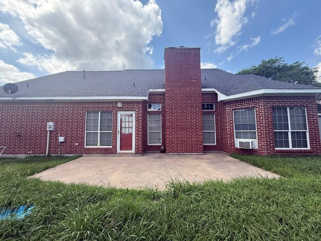 5437 Edgewater Court, Willis, TX 77318