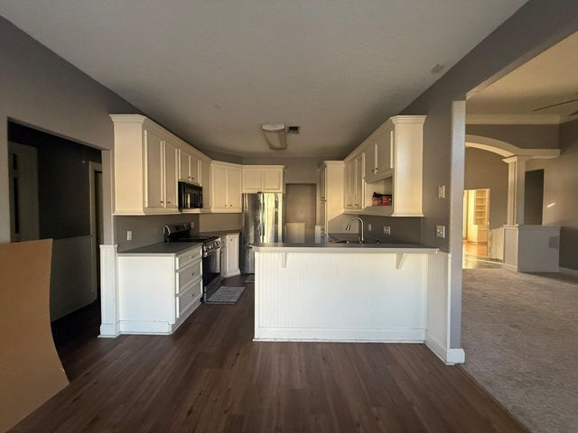5437 Edgewater Court, Willis, TX 77318