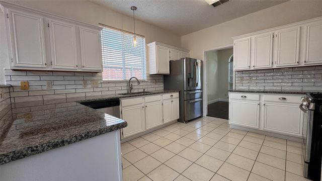1218 Heritage Parkway S, Allen, TX 75002