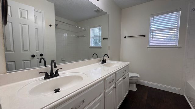 1218 Heritage Parkway S, Allen, TX 75002