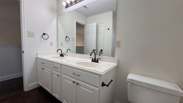 1218 Heritage Parkway S, Allen, TX 75002
