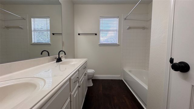 1218 Heritage Parkway S, Allen, TX 75002
