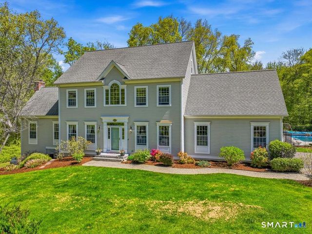 15 Fox Ridge Lane, Hebron, CT 06248