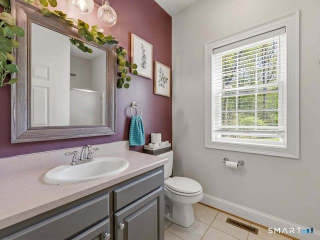 15 Fox Ridge Lane, Hebron, CT 06248
