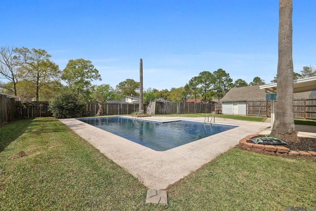 4808 Mobile Dr, Baton Rouge, LA 70817