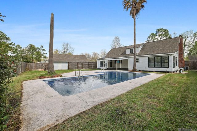 4808 Mobile Dr, Baton Rouge, LA 70817