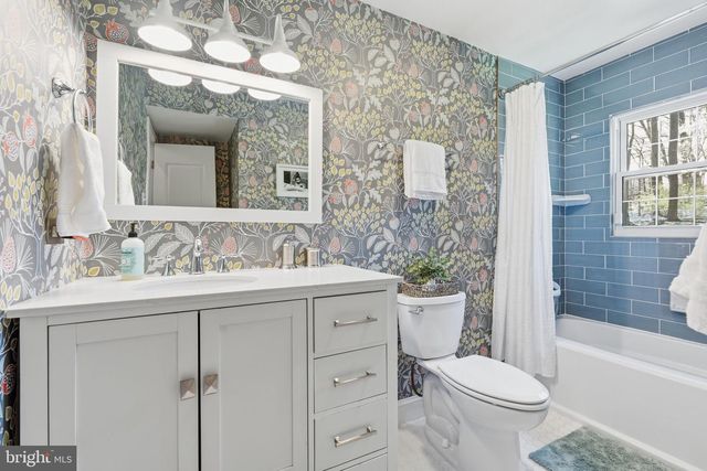 4908 KINGSTON DR, Annandale, VA 22003