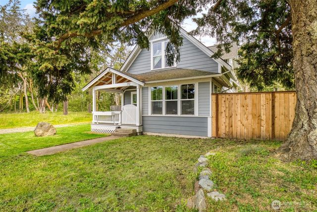 712 McPherson Street, Port Townsend, WA 98368