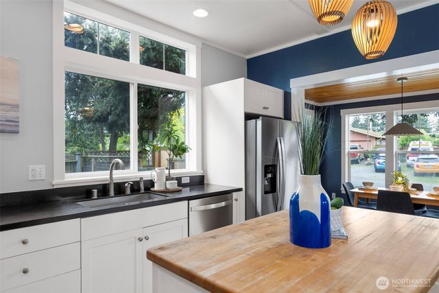712 McPherson Street, Port Townsend, WA 98368