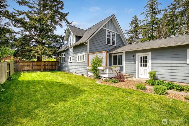 712 McPherson Street, Port Townsend, WA 98368