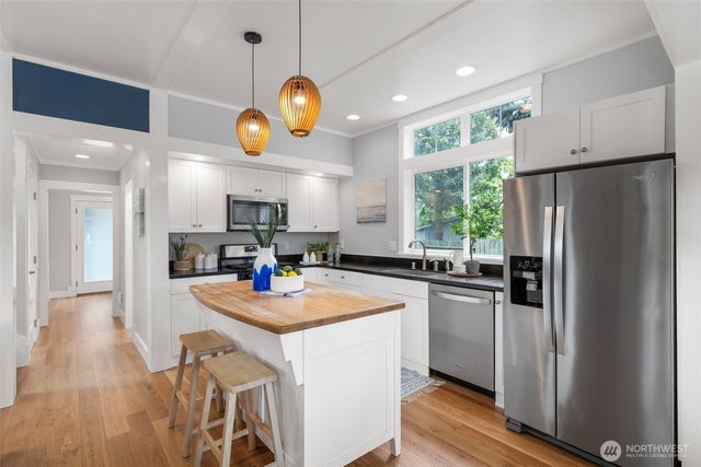 712 McPherson Street, Port Townsend, WA 98368