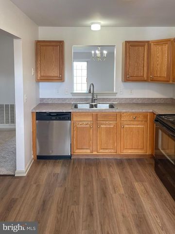 1853 SHADY OAK DR, Mount Joy, PA 17552