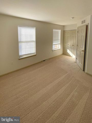 1853 SHADY OAK DR, Mount Joy, PA 17552