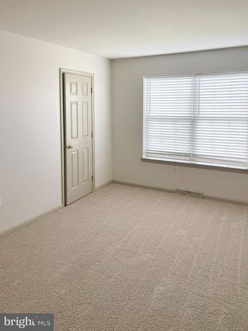 1853 SHADY OAK DR, Mount Joy, PA 17552