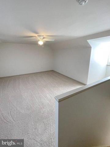 1853 SHADY OAK DR, Mount Joy, PA 17552