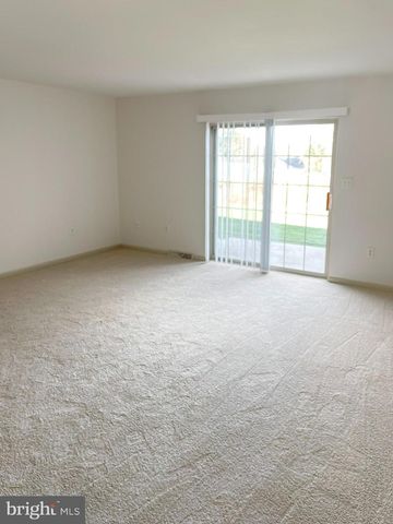 1853 SHADY OAK DR, Mount Joy, PA 17552