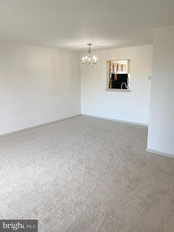 1853 SHADY OAK DR, Mount Joy, PA 17552