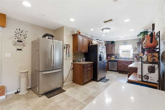 701 58TH AVENUE S, St Petersburg, FL 33705