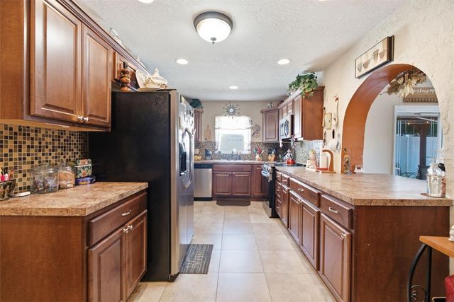 701 58TH AVENUE S, St Petersburg, FL 33705