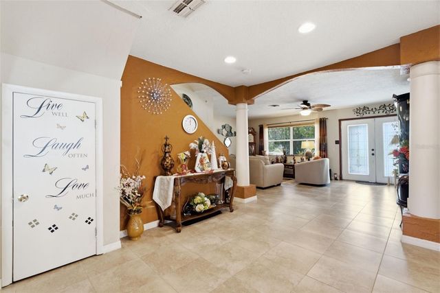 701 58TH AVENUE S, St Petersburg, FL 33705