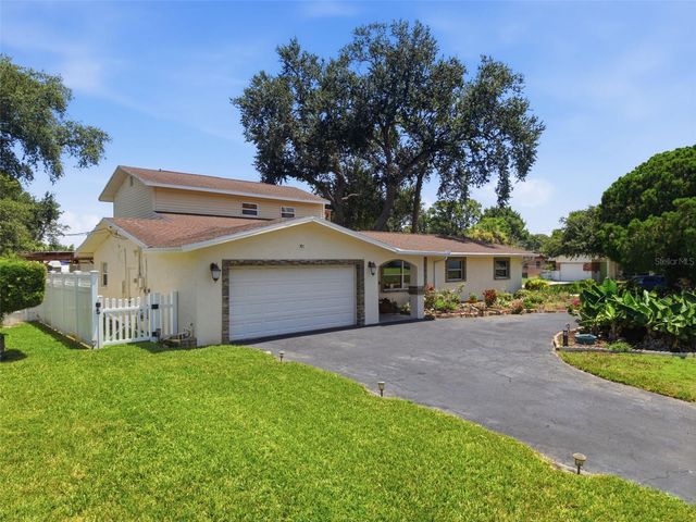 701 58TH AVENUE S, St Petersburg, FL 33705