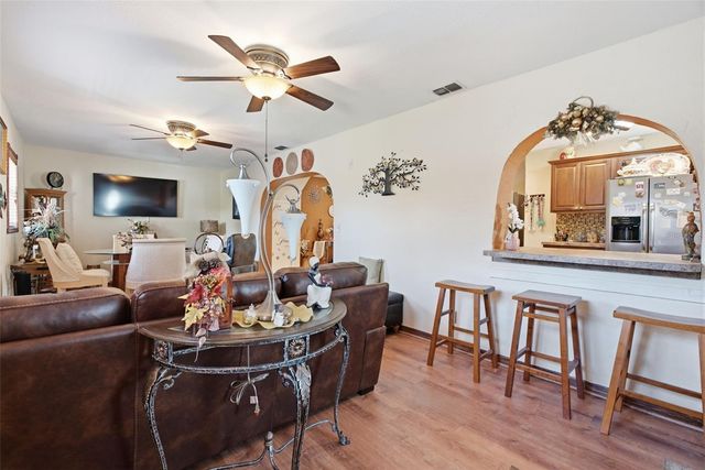 701 58TH AVENUE S, St Petersburg, FL 33705
