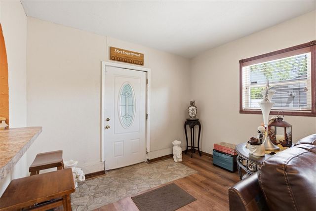 701 58TH AVENUE S, St Petersburg, FL 33705