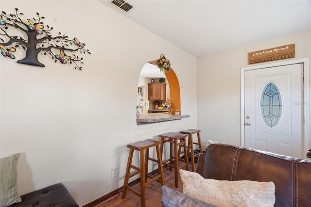 701 58TH AVENUE S, St Petersburg, FL 33705
