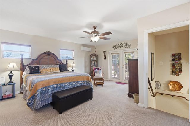 701 58TH AVENUE S, St Petersburg, FL 33705