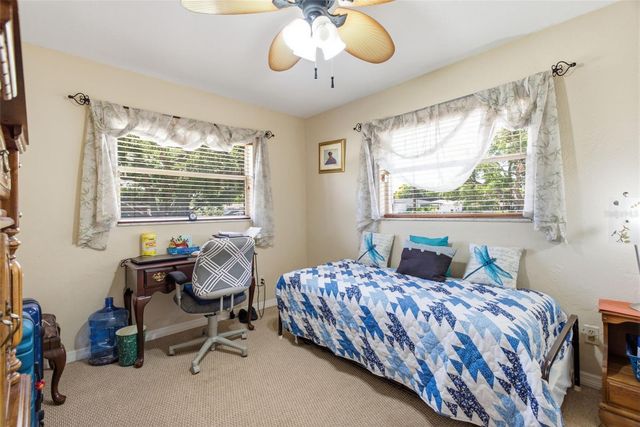 701 58TH AVENUE S, St Petersburg, FL 33705