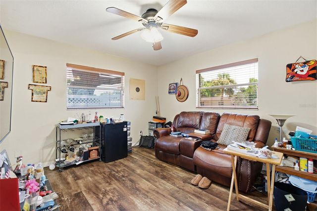 701 58TH AVENUE S, St Petersburg, FL 33705