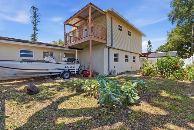 701 58TH AVENUE S, St Petersburg, FL 33705