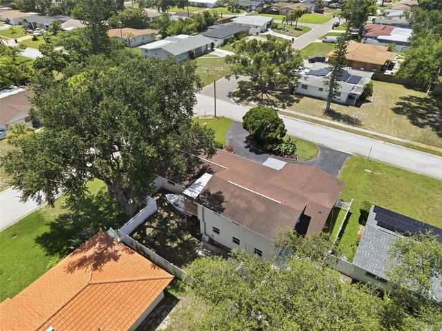 701 58TH AVENUE S, St Petersburg, FL 33705