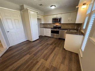 17159 Beaver Springs Drive 13, Houston, TX 77090