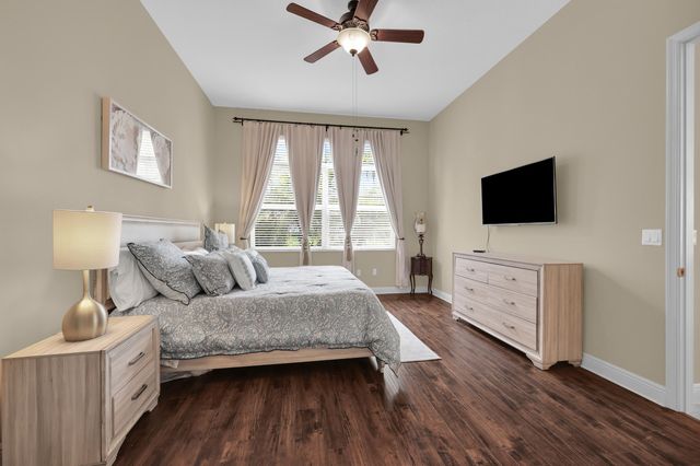 9377 Via Grande W, Wellington, FL 33411