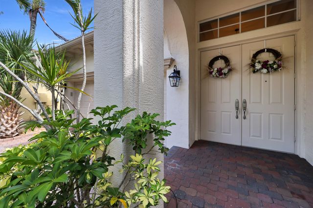9377 Via Grande W, Wellington, FL 33411