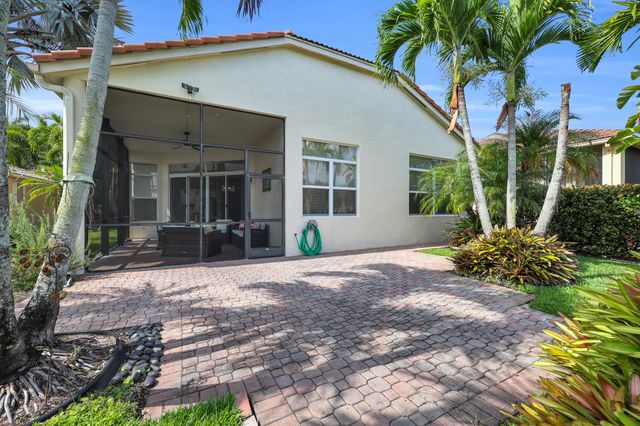 9377 Via Grande W, Wellington, FL 33411