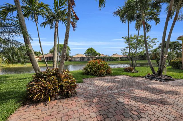 9377 Via Grande W, Wellington, FL 33411
