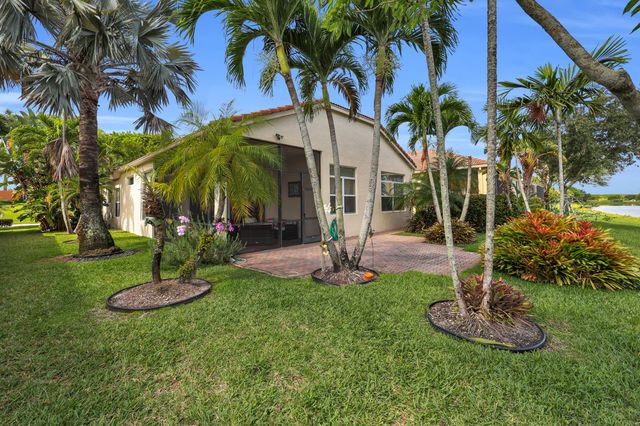 9377 Via Grande W, Wellington, FL 33411