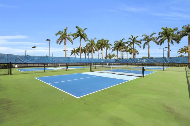 9377 Via Grande W, Wellington, FL 33411